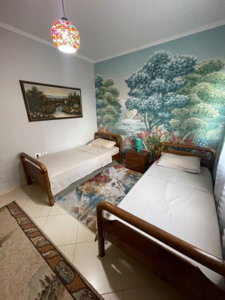 Tirane, jepet me qera apartament 2+1 Kati 4, 100 m² 1.000 € (St.Air Albania)