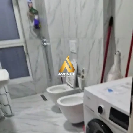 Tirane, jepet me qera apartament 2+1+Ballkon Kati 3, 90 m² 550 € (pasho hysa)