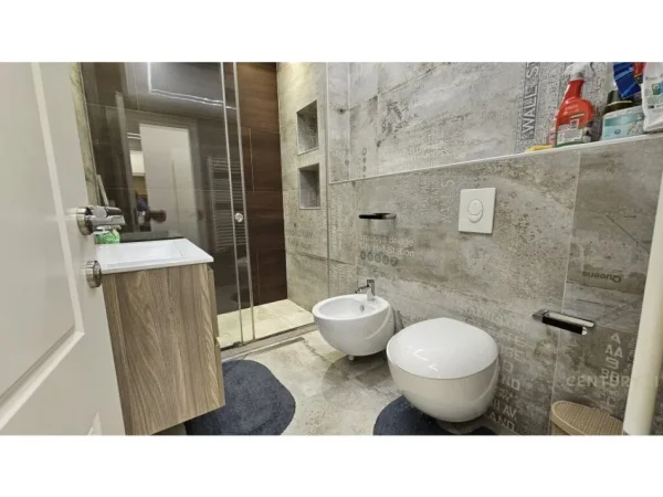 Tirane, shes apartament 2+1 , 82 m² 185.000 € (Kodra e Diellit)