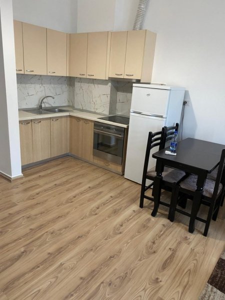 tirane  jepet me qera apartament 1+1+Ballkon Kati 1, 68 m² 400 € (astir)