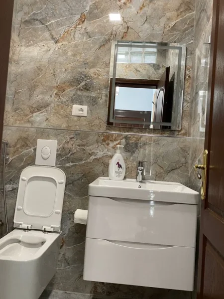 Tirane, jepet me qera apartament 2+1 Kati 5, 87 m² 400 € (Ardeno,QTU)