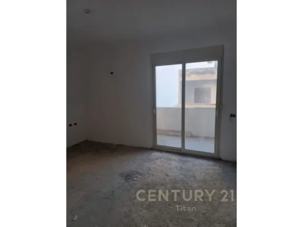 Tirane, shitet apartament 3+1 Kati 1, 113 m² 116.390 € 