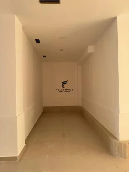 Tirane, jepet me qera ambjent biznesi Kati 0, 103 m² 800 € (QYTET STUDENTI)