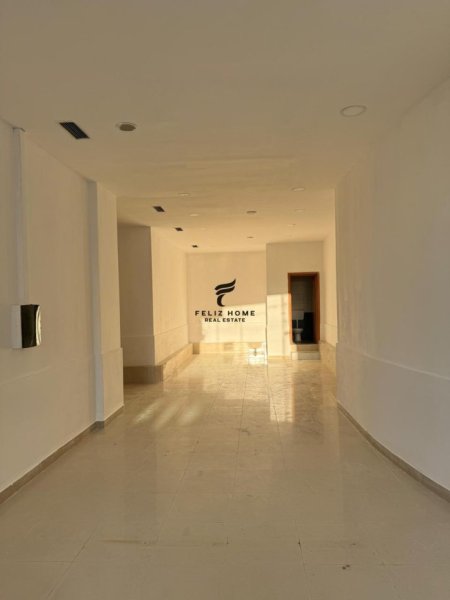 Tirane, jepet me qera ambjent biznesi Kati 0, 103 m² 800 € (QYTET STUDENTI)