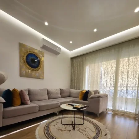 Tirane, shitet apartament 2+1 , 101 m² 300.000 € (Kika 2)