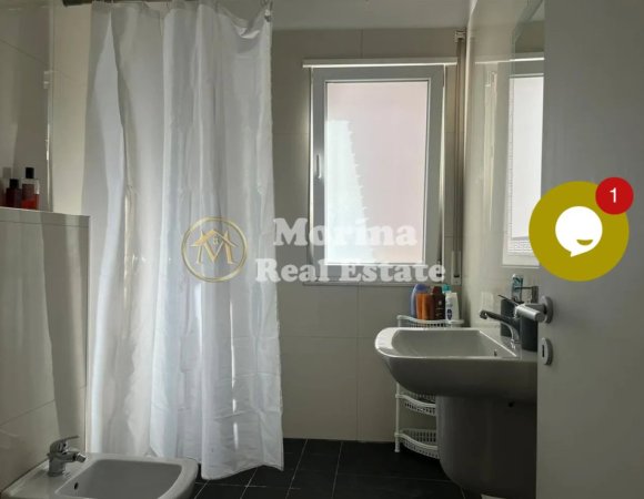Tirane, jepet me qera apartament 2+1 Kati 4, 95 m² 650 € (Ali Demi)