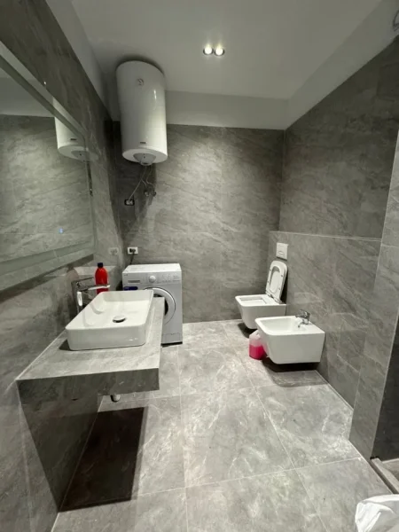 Durres, shitet apartament 1+1+Ballkon Kati 0, 115 m² 350.000 € (Vollga,Durres)