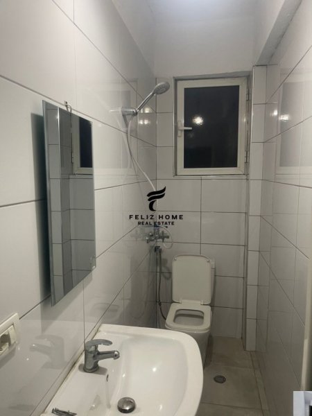 Tirane, jepet me qera apartament 2+1 Kati 2, 100 m² 400 € (SELITE)