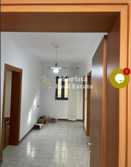 Tirane, jepet me qera shtepi 2+1 Kati 0, 95 m² 400 € (Jordan Misja)