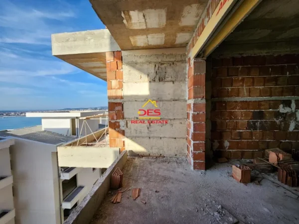 Vlore, shitet apartament 1+1+Ballkon , 80 m² 112.000 € (Rruga Dhimitër Konomi)