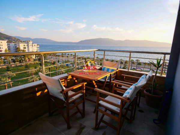 Vlore, jepet me qera apartament 2+1+Ballkon Kati 7, 111 m² 700 € (Rruga Murat Tërbaçi)