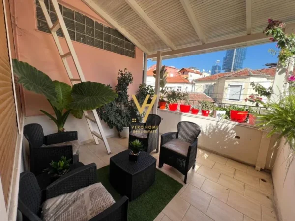 Tirane, jepet me qera apartament 2 Katshe Kati 0, 210 m² 1.300 € (MYSLYM SHYRI)