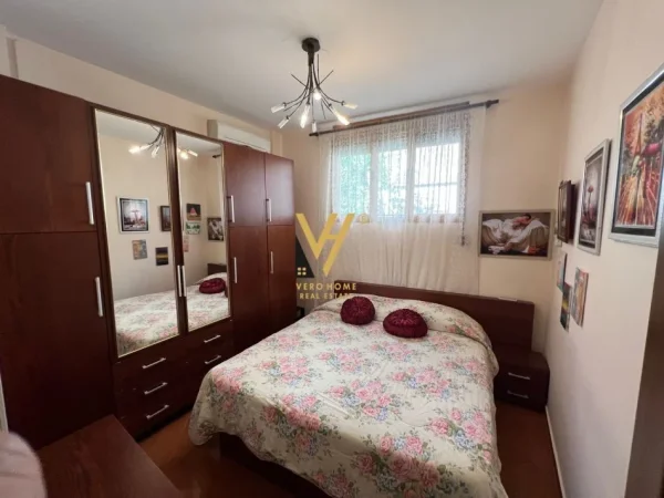 Tirane, jepet me qera apartament 2 Katshe Kati 0, 210 m² 1.300 € (MYSLYM SHYRI)