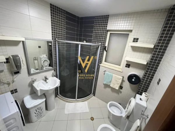 Tirane, jepet me qera apartament 2 Katshe Kati 0, 210 m² 1.300 € (MYSLYM SHYRI)