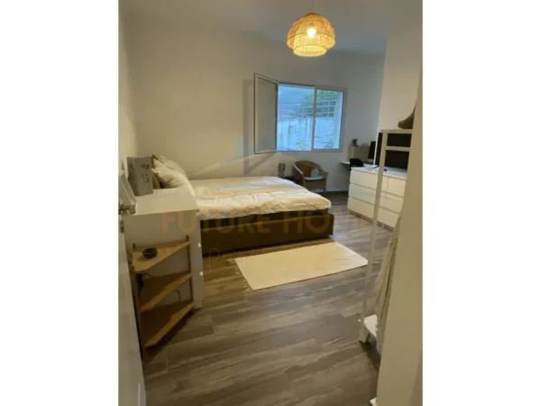 Tirane, shitet apartament 2+1+Ballkon Kati 2, 95 m² 110.000 € (Fresku)