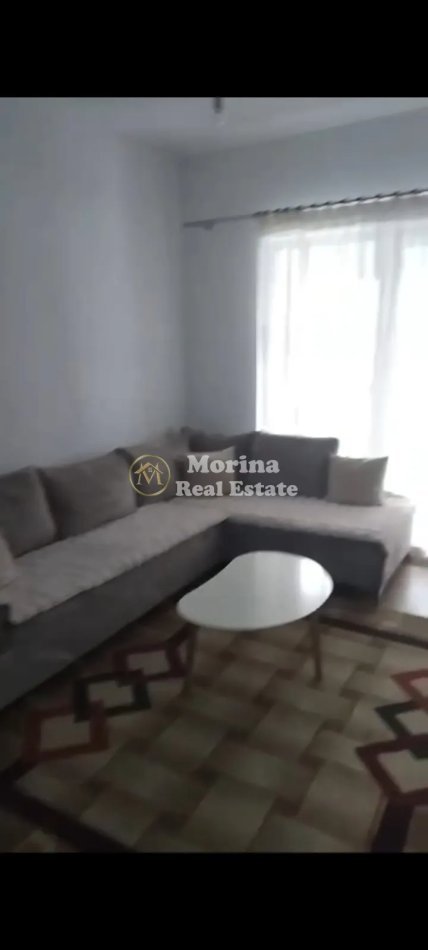 Tirane, jepet me qera apartament 2+1+Ballkon Kati 5, 100 m² 600 € (Ali Demi)