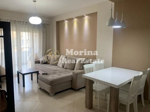 Tirane, jepet me qera apartament 1+1 Kati 3, 80 m² 600 € (Komuna e Parisit)