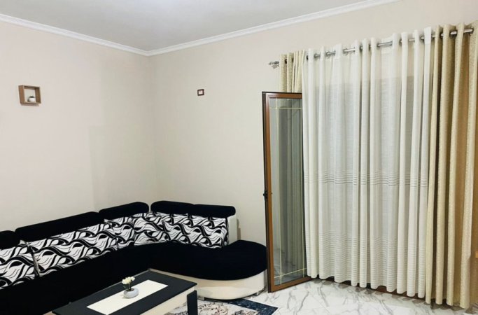 Tirane, jepet me qera apartament 2+1+Aneks Kati 2, 80 m² 350 € (sauk)
