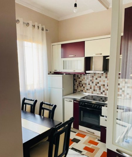 Tirane, jepet me qera apartament 2+1+Aneks Kati 2, 80 m² 350 € (sauk)