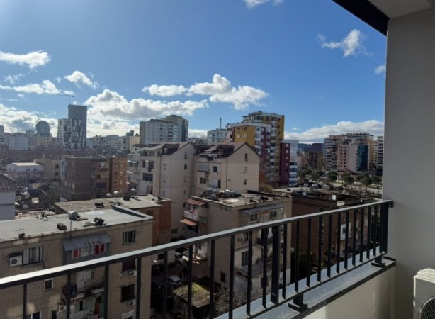 Tirane, jepet me qera 1+1+Ballkon Kati 6, 55 m² 600€ (Rruga Karl Gega)
