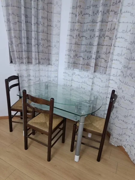 Tirane, jepet me qera apartament 1+1+Aneks Kati 1, 65 m² 400 € (don bosko)