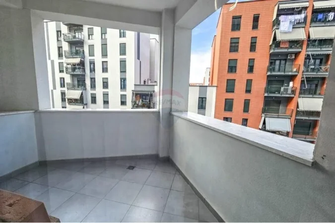 APARTAMENT 1+1 ME QIRA TEK FUSHA E AVIACIONIT