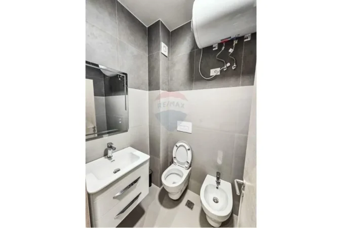 APARTAMENT 1+1 ME QIRA TEK FUSHA E AVIACIONIT