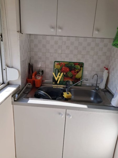 Tirane, jepet me qera apartament 2+1+Ballkon Kati 5, 80 m² 450 € (ALI DEMI)