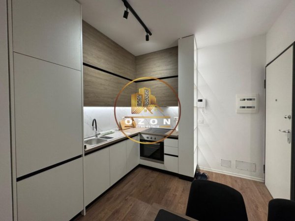 Tirane, jepet me qera apartament 1+1+Ballkon Kati 9, 74 m² 850 € (Rruga e Kavajës)