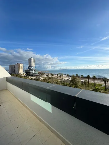 Durres, shitet apartament 2+1+Aneks+Ballkon Kati 3, 115 m² 350.000 € (Vollga)