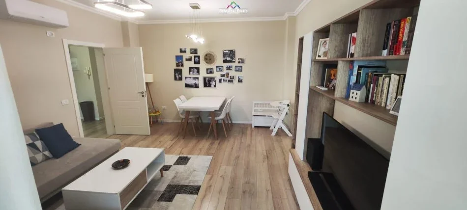 Tirane, shes apartament 2+1 Kati 6, 90 m² 207000 € (Vasil shanto)