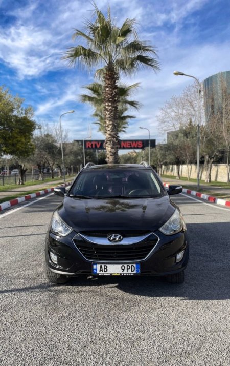 Tirane, shes SUV | Fuoristrad | Xhip Hyundai Tucson Nafte, e zeze automatik Klima 162 km 8.500 €