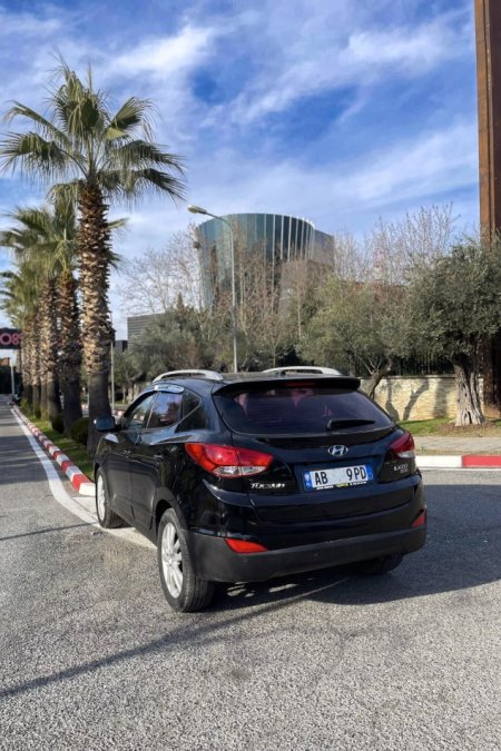 Tirane, shes SUV | Fuoristrad | Xhip Hyundai Tucson Nafte, e zeze automatik Klima 162 km 8.500 €