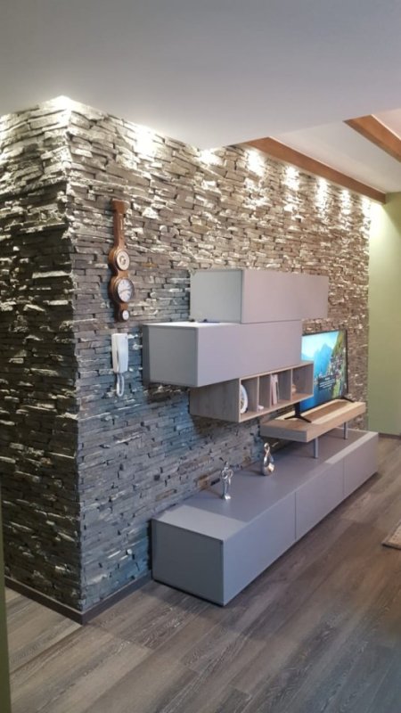 Tirane, jepet me qera apartament 2+1+Ballkon Kati 3, 90 m² 680 € (Rruga Peti)