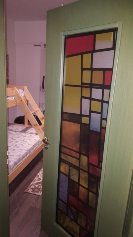 Tirane, jepet me qera apartament 2+1+Ballkon Kati 3, 90 m² 680 € (Rruga Peti)