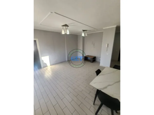 Durres, shitet apartament+verande | Penthouse 1+1+Aneks+Ballkon Kati 6, 105.000 € (Plazh,Durres)