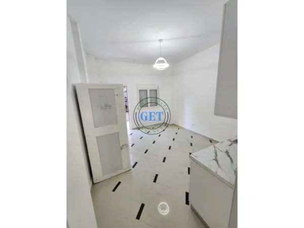 Durres, shitet garsonier 1+1 Kati 1, 40 m² 50.000 € (Plazh,Durres)