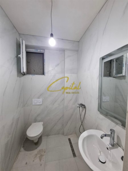 Tirane, jepet me qera apartament 2+1 Kati 1, 110 m² 650 € (ALI DEMI)
