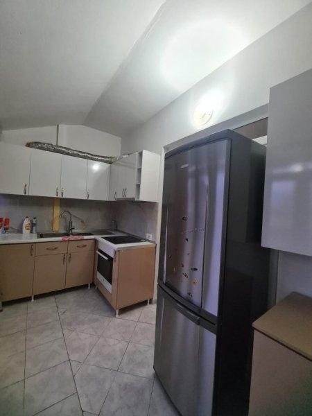 Tirane, jepet me qera apartament 2+1+Aneks Kati 2, 80 m² 550 € (don bosko)