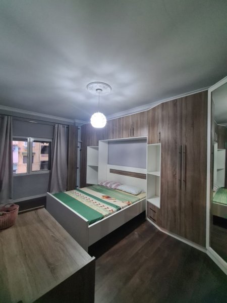Tirane, jepet me qera apartament 2+1+Aneks Kati 2, 80 m² 550 € (don bosko)