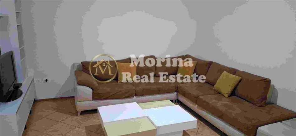 Tirane, jepet me qera apartament 1+1 Kati 4, 74 m² 550 € (Komuna e Parisit)