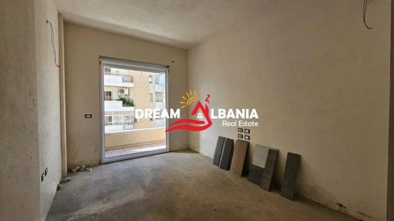 Tirane, shitet apartament 2+1 Kati 5, 107 m² 308.600 € (pazari i ri)