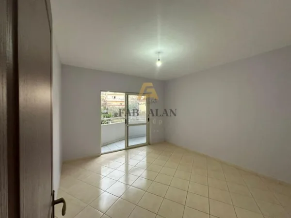 Tirane, shitet apartament 1+1 Kati 2, 86 m² 103.200 € (Fresk, Fizika Berthamore)