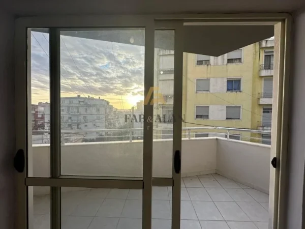 Tirane, shitet apartament 1+1 Kati 2, 86 m² 103.200 € (Fresk, Fizika Berthamore)