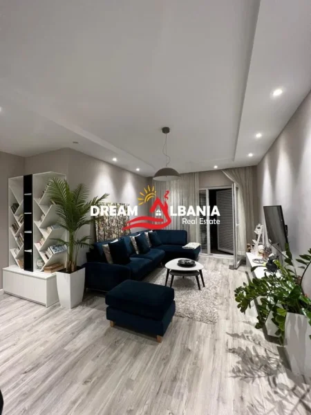 Tirane, shitet apartament 3+1 Kati 5, 123 m² 180.000 € (myslym keta)