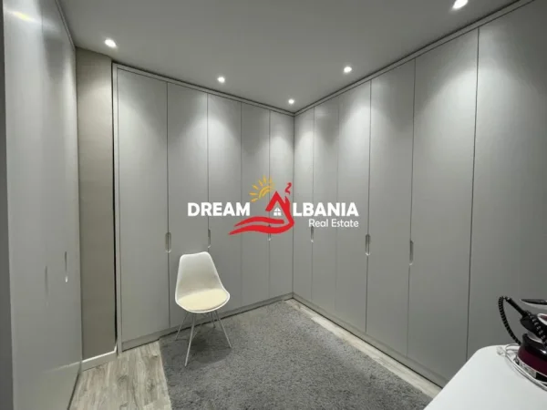 Tirane, shitet apartament 3+1 Kati 5, 123 m² 180.000 € (myslym keta)