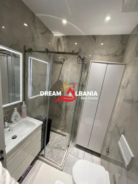 Tirane, shitet apartament 3+1 Kati 5, 123 m² 180.000 € (myslym keta)