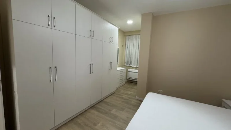 Tirane, jepet me qera apartament 1+1+Aneks+Ballkon Kati 5, 77 m² 700 € (21 dhjetori)