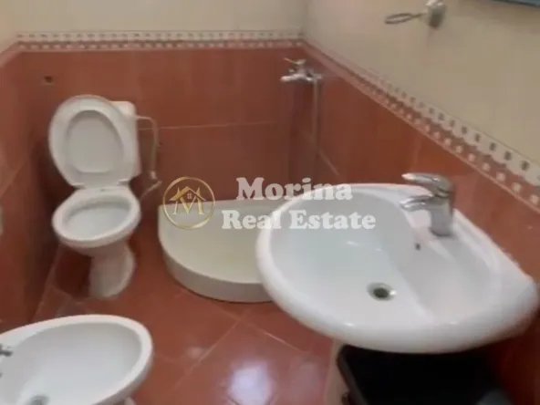 Tirane, jepet me qera shtepi 1+1 Kati 3, 70 m² 350 € (Selite)