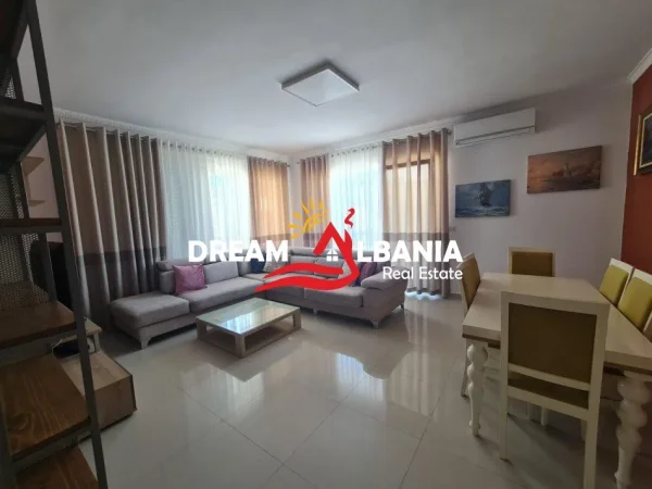 Tirane, jepet me qera apartament 3+1 Kati 2, 127 m² 800 € (Kopshti Botanik)